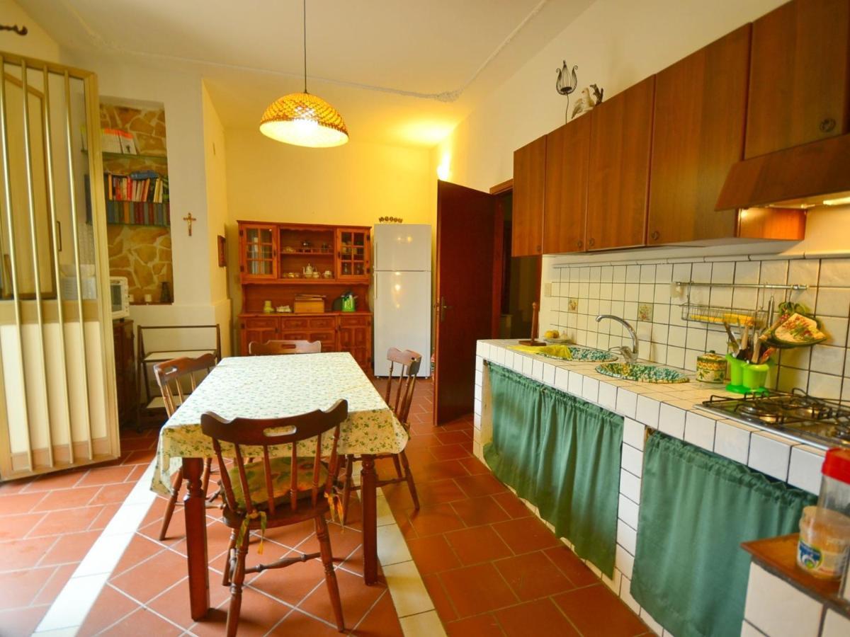 Casa Unifamiliar Con Jard N Privado Villa Аньоне Бани Екстериор снимка