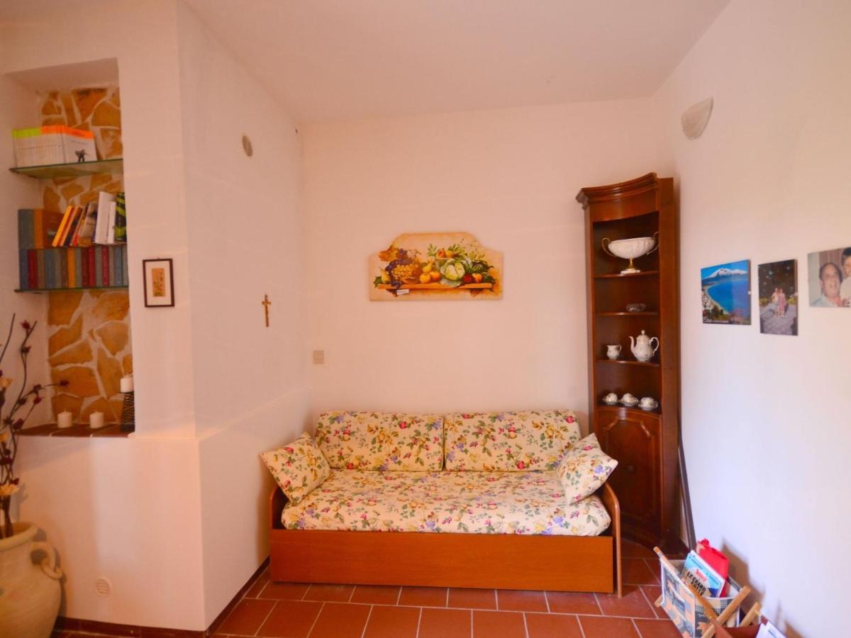 Casa Unifamiliar Con Jard N Privado Villa Аньоне Бани Екстериор снимка