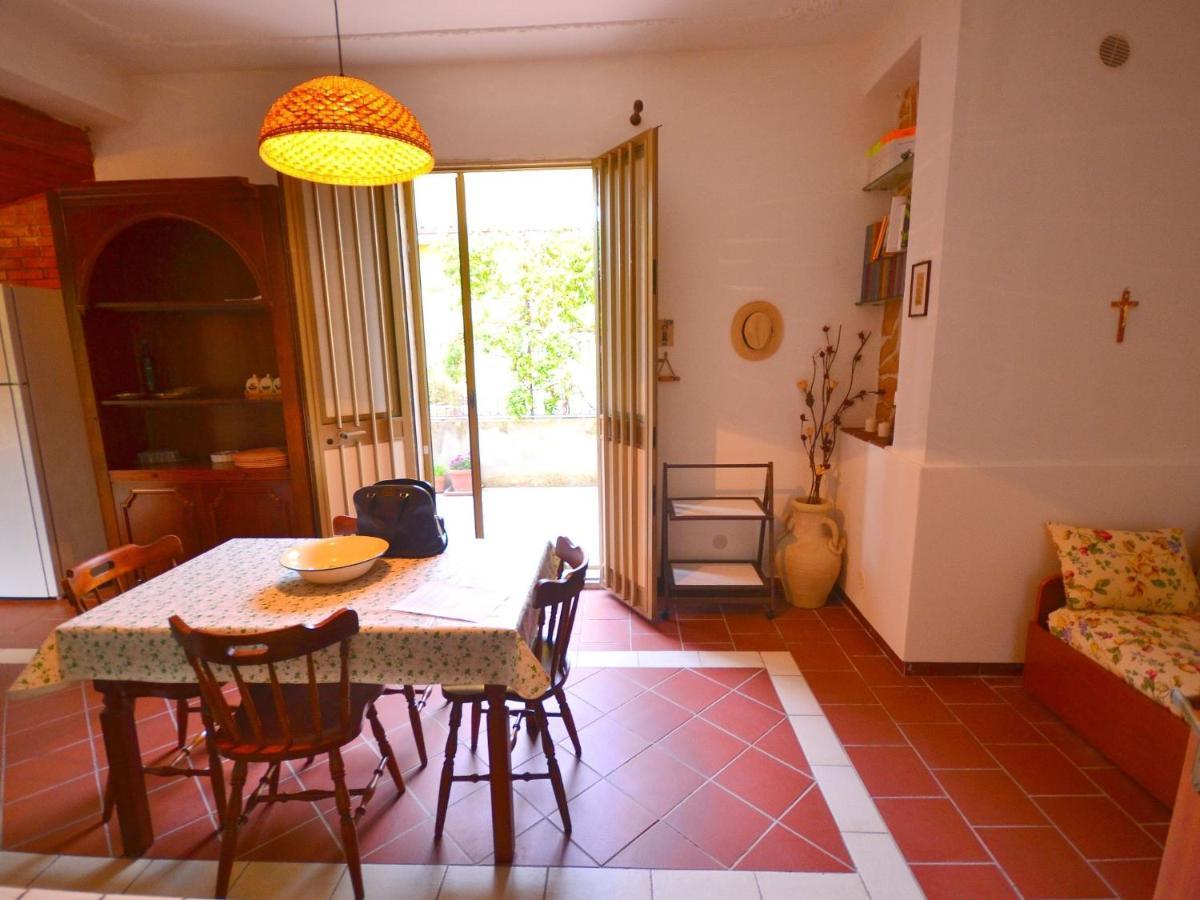 Casa Unifamiliar Con Jard N Privado Villa Аньоне Бани Екстериор снимка